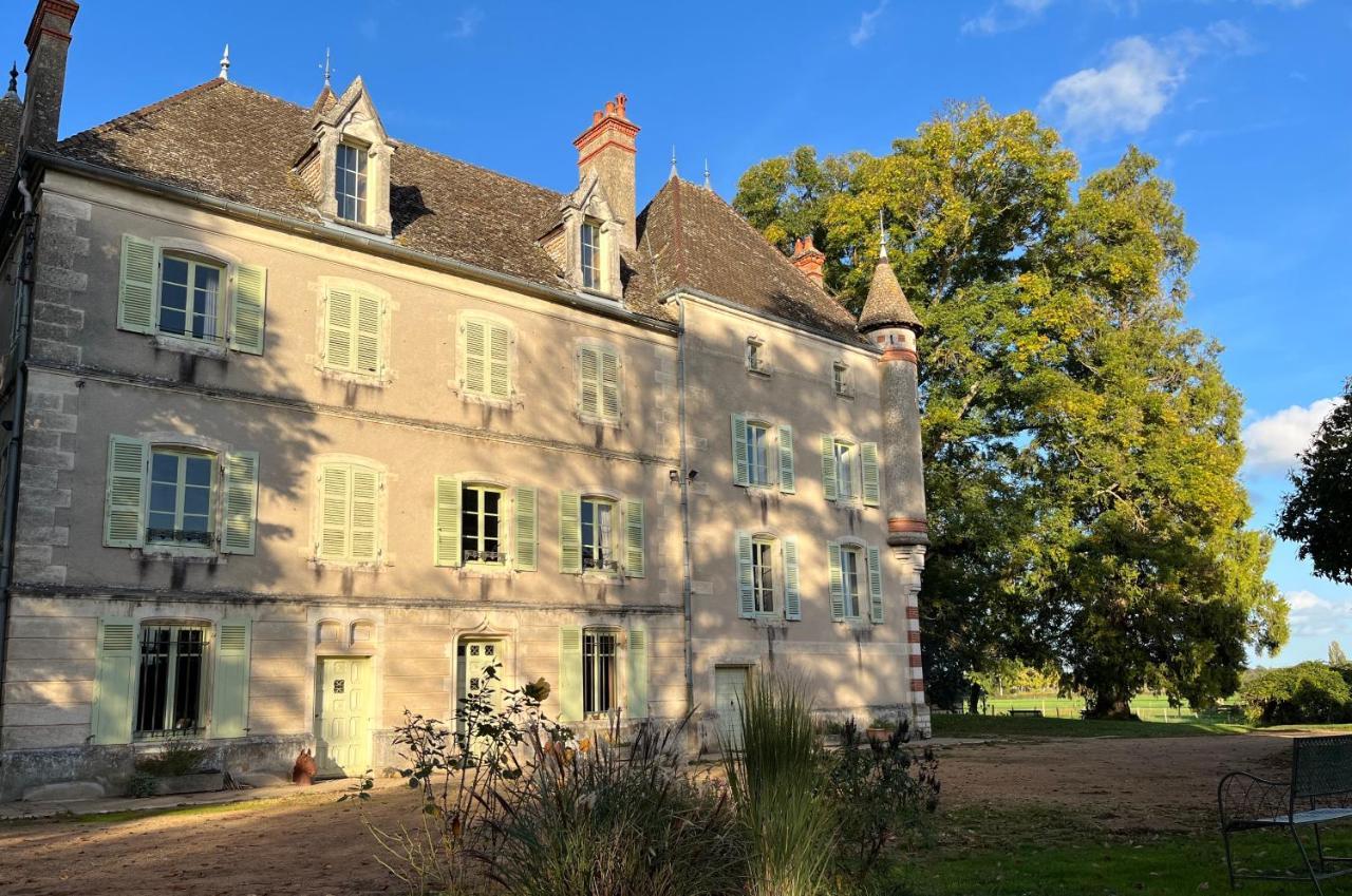 Château du Mauny, gîtes et chambres d'hôtes en Bourgogne Rosey Exterior foto