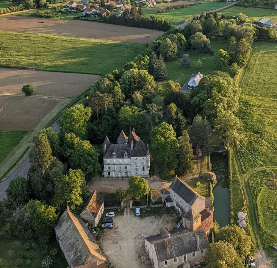 Château du Mauny, gîtes et chambres d'hôtes en Bourgogne Rosey Exterior foto